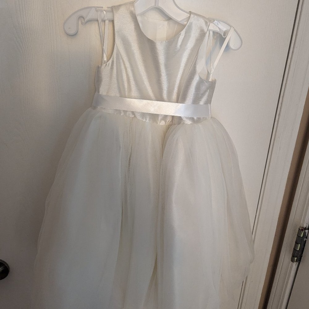 Ivory size 5 girls dress flower girl